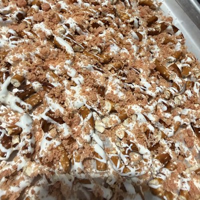 Strawberry Crunch Pretzel Bark