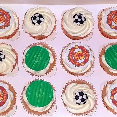 Football Cupcakes
