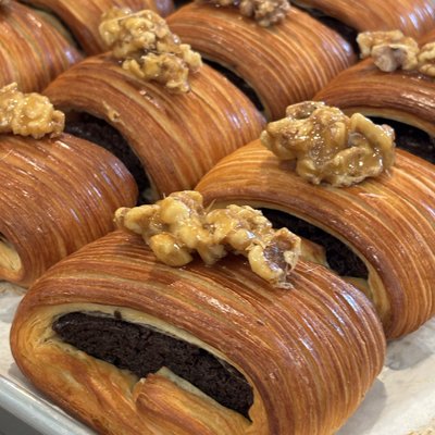 Walnut Brownie Suisse