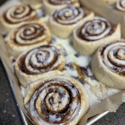 Classic Cinnamon Rolls 8 Per Pan
