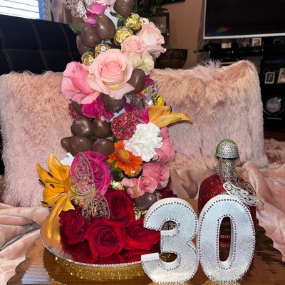 Large Berry Tower (30 Roses, 30 Ferrero, 30 strawberries)