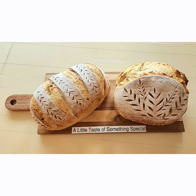 SAVE $2- When You BUNDLE! Start with A Classic Sourdough Artisan Loaf Then Add Bagels (10 Pack) OR Cookies 