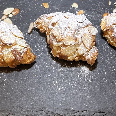 Gluten-free Almond Croissant 
