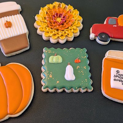 Seasonal Sugar Cookies