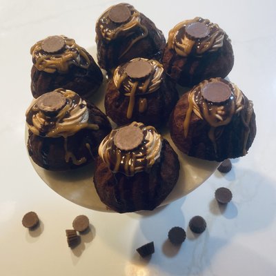 Mini Baby Bundt Cakes 