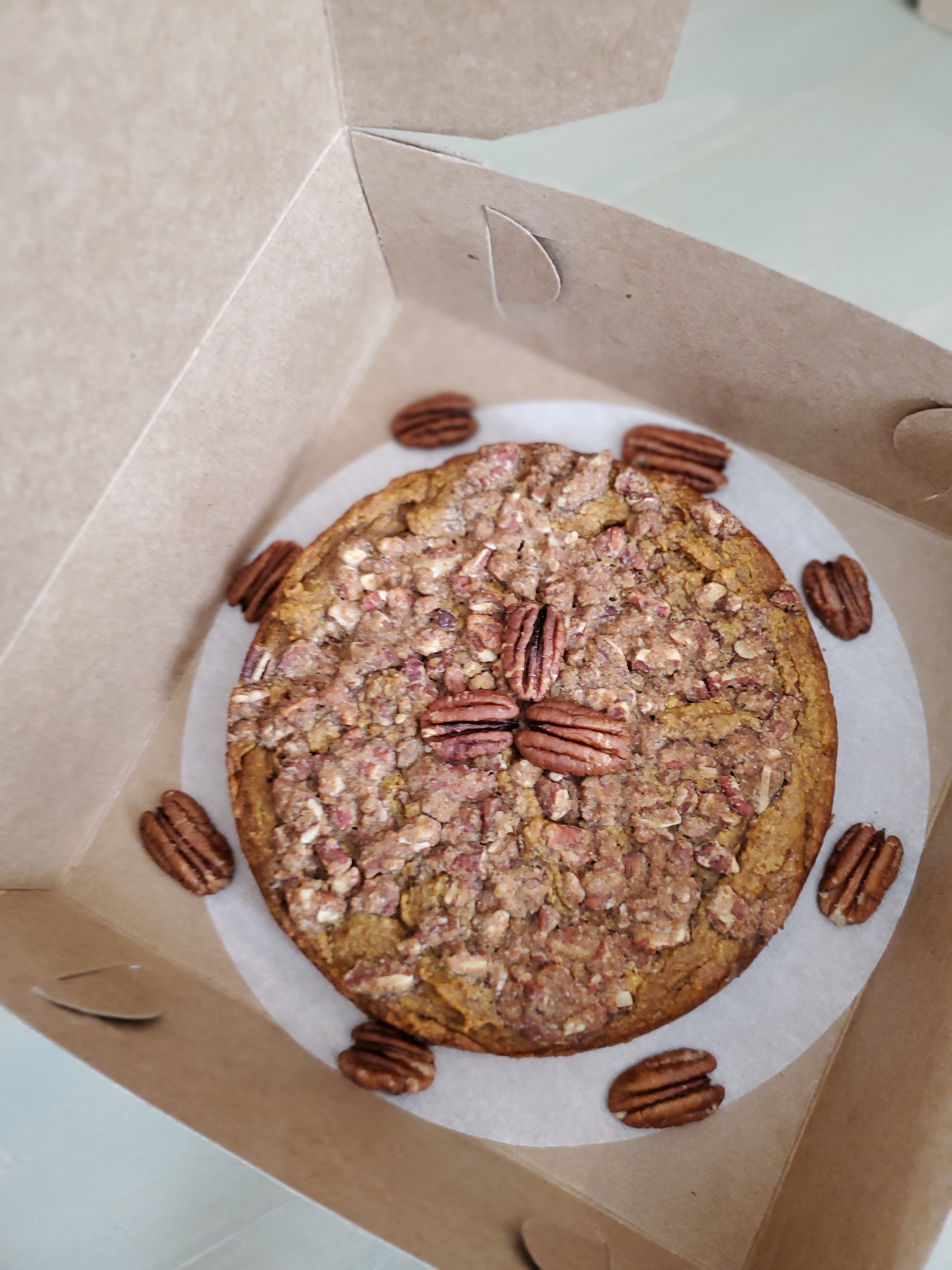 Pumpkin Pecan Coffee Cake (7 Inches)