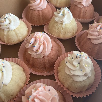Mini Bundt Cakes