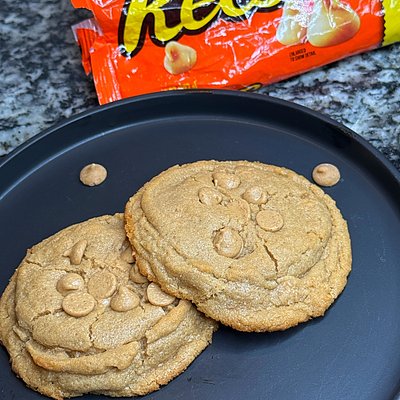 Half Dozen Peanut Butter Cookies 