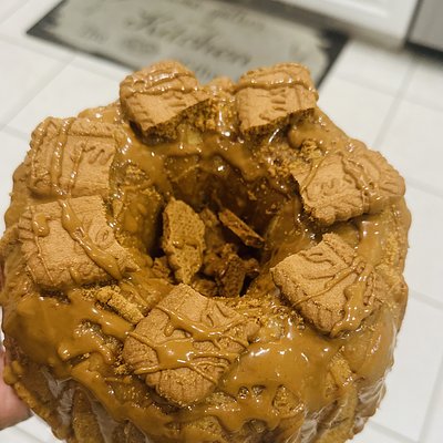 Biscoff Cookie Butter Pound Cake! 6cups