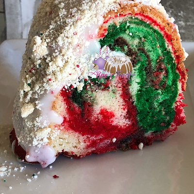 Crinkle Cookie Pound Cake Slice  