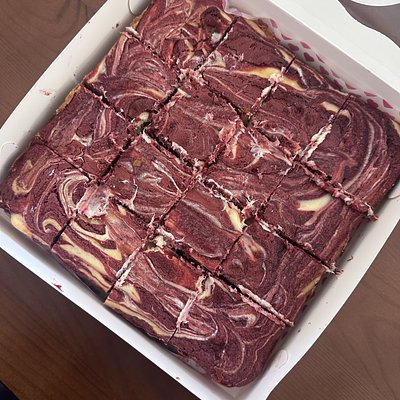 Red Velvet Cheesecake Swirl Brownies 