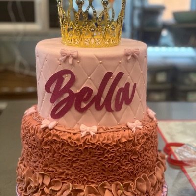 8&10" 2 tier Freestyle Custom Cake