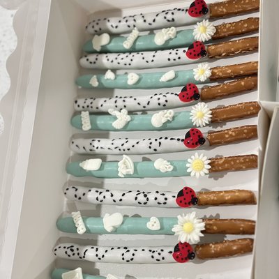 Custom Chocolate-Covered Pretzels