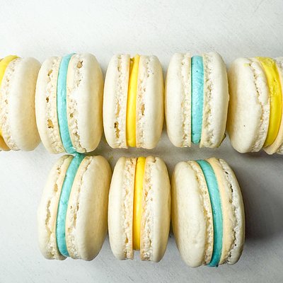 French Macarons (12)