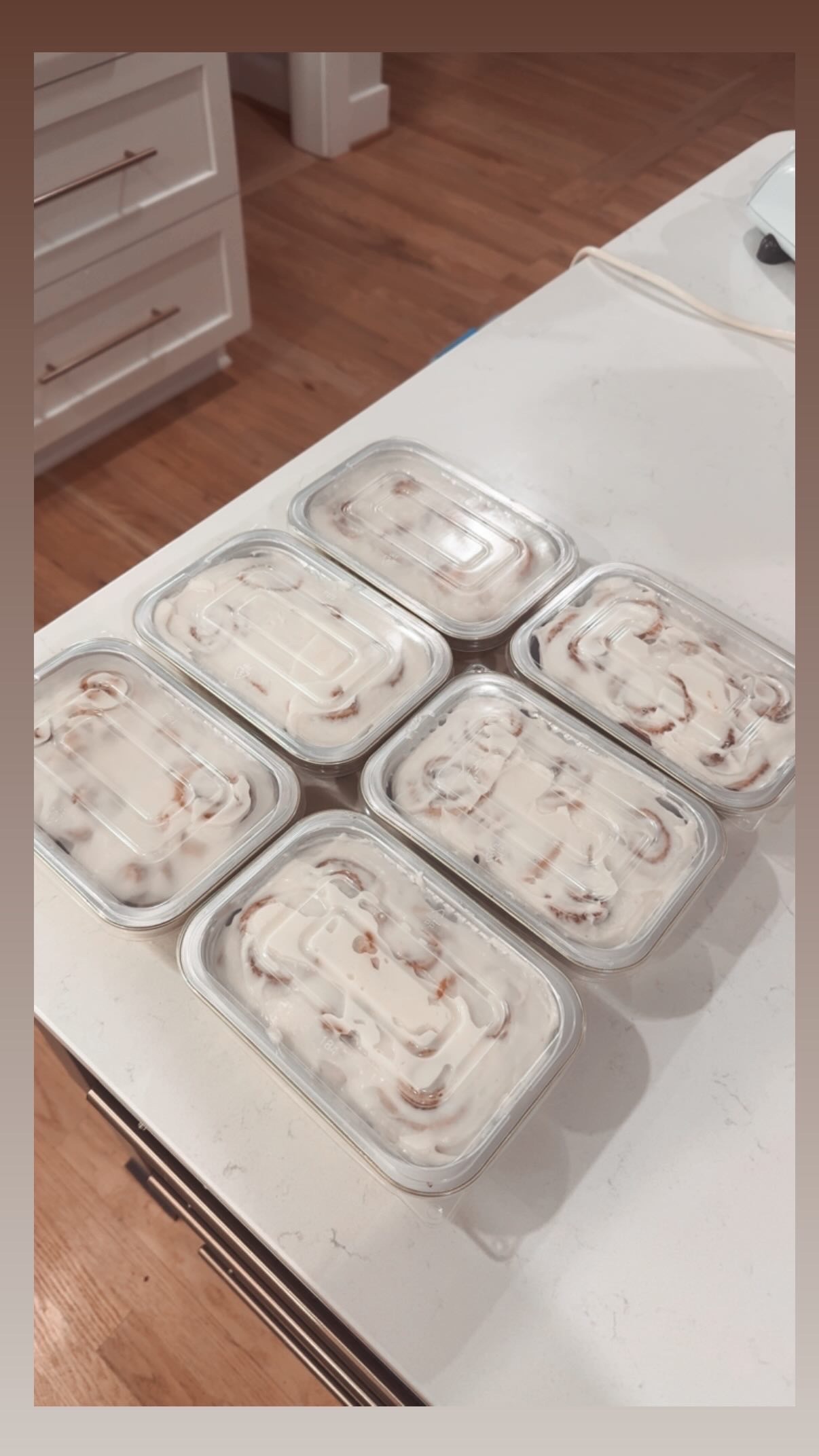 Cinnamon Rolls 