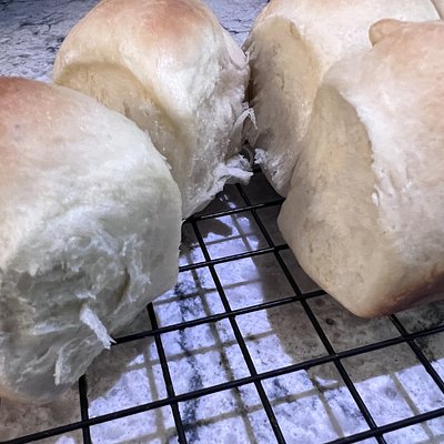 Dinner rolls (qty 12/order)
