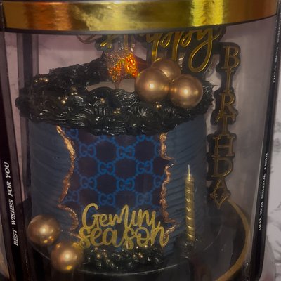 Round Clear Display Box With Ribbon (Pink Or Black)