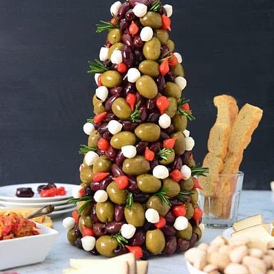 Christmas Tree Charcuterie 