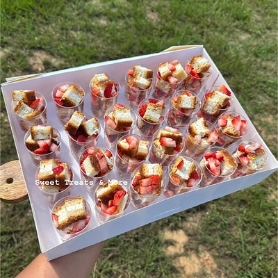 Churro Cheesecake Bites - 20 Individual Cups