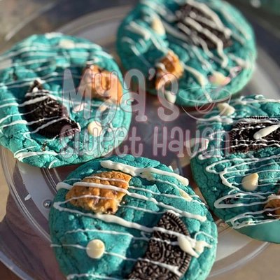 Loaded Cookie Monster Deluxe