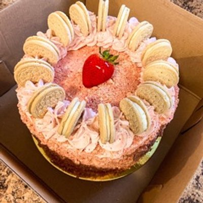 Strawberry Crush Cake