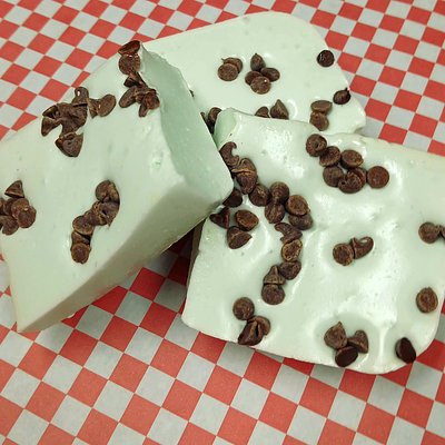 Gluten-free Mint Chip Marshmallows 