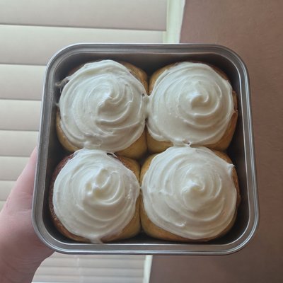 4 Pack Of Cinnamon Rolls 