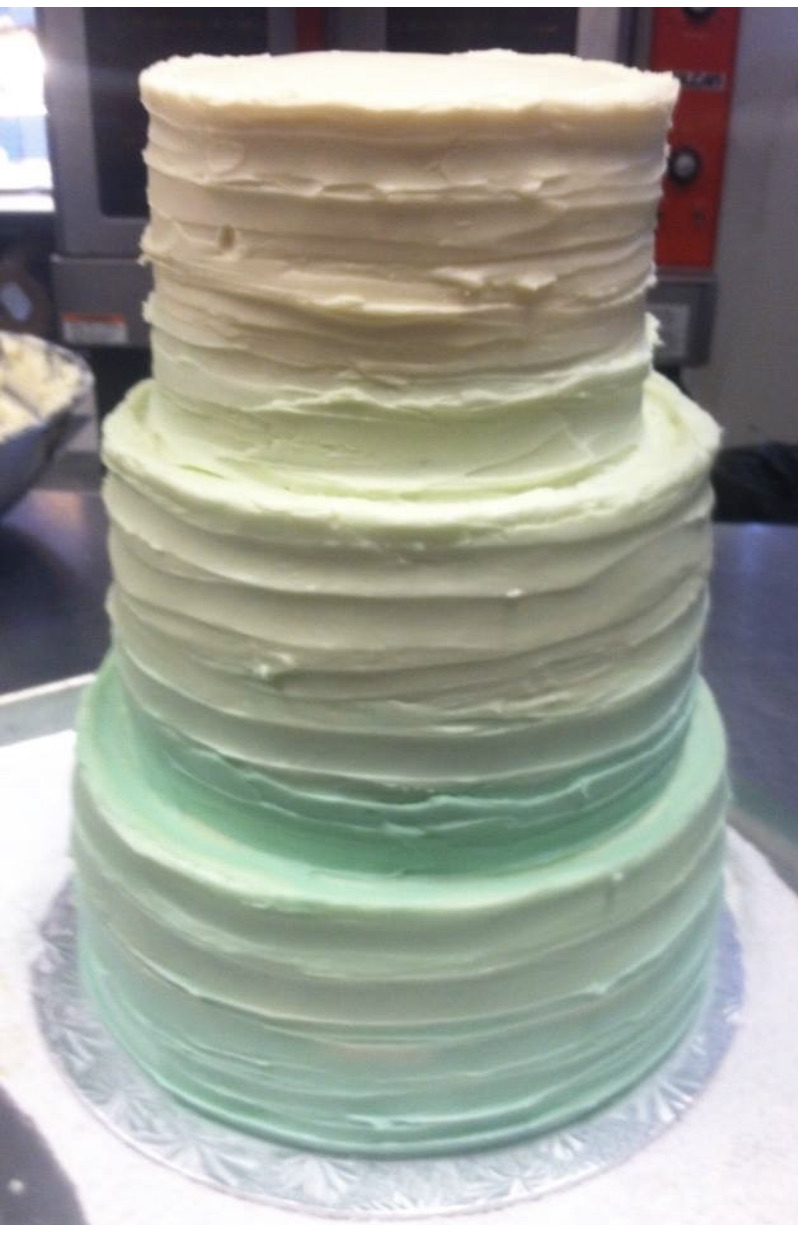 Medium Wedding Cake (3 Tier)