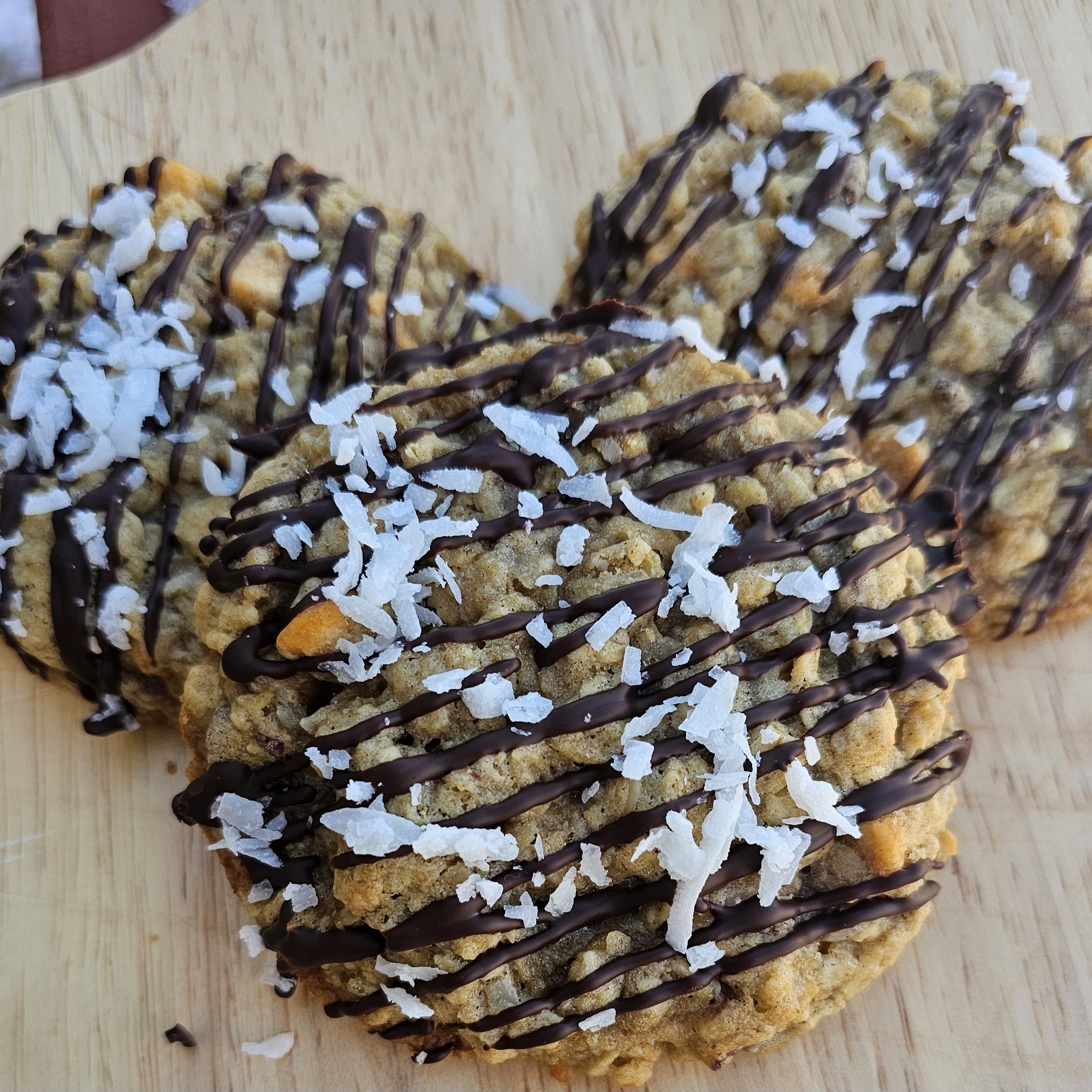 Magic 5 (Oats, Choc Chips, Butterscotch, Coconut, Pecans)