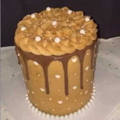 6” Tall Buttercream ~18 Servings 