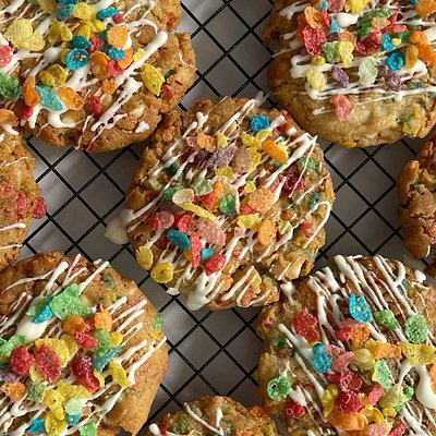 Fruity Pebbles Cookies 