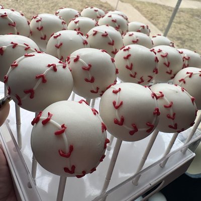 Baseball Cake Pops