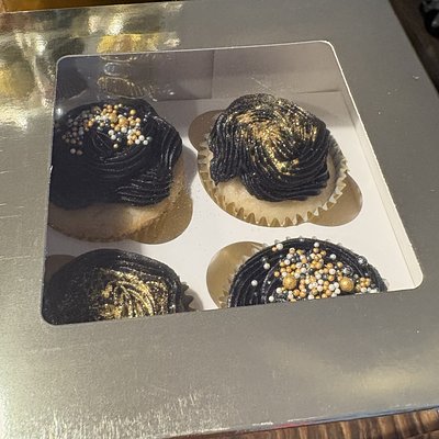 4 Pack Of Cupcakes