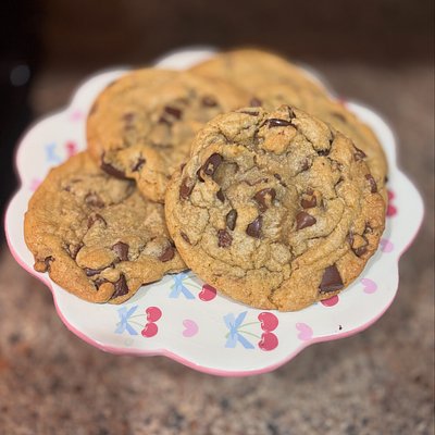 Brown Chocolate Chip Cookies