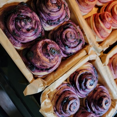 Sourdough Lemon Blueberry Sweet Rolls 4 Pack