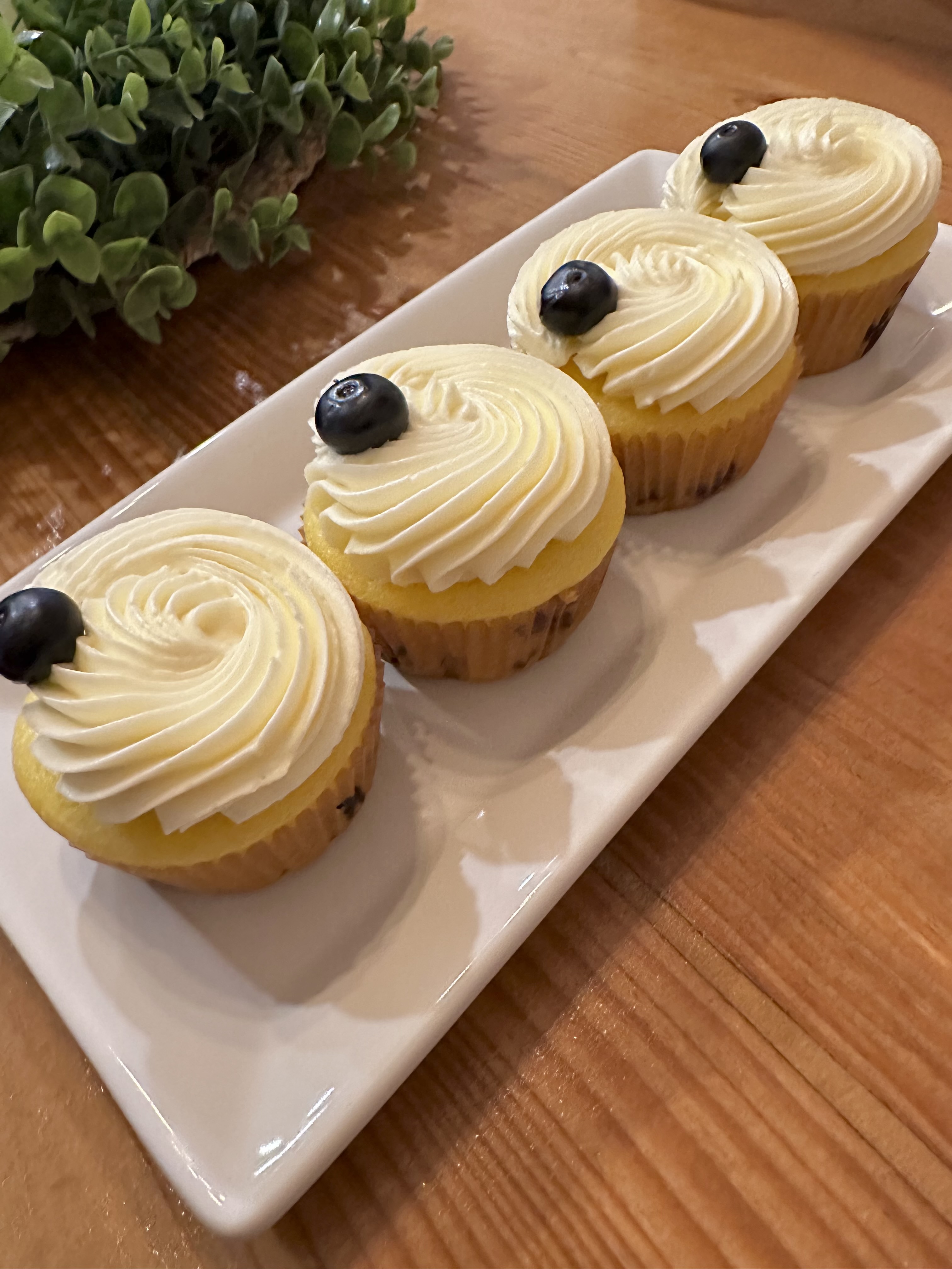 Lemon Blueberry Or Lemon Cupcakes-6 Count 