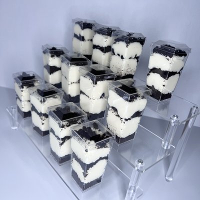 1/2 Dozen Cookies N Cream Cheesecake Shooters