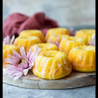 Mini Bundt Cake Two Bite Sized