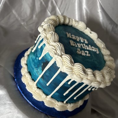 8” round cake