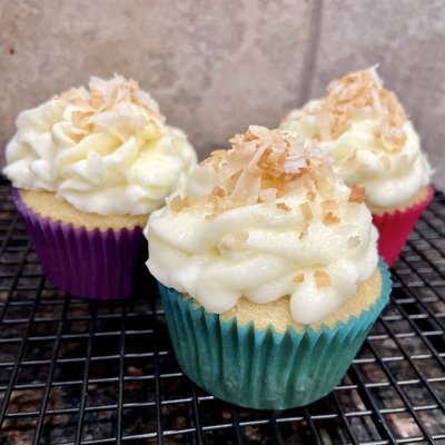 Pina Colada Cupcakes 