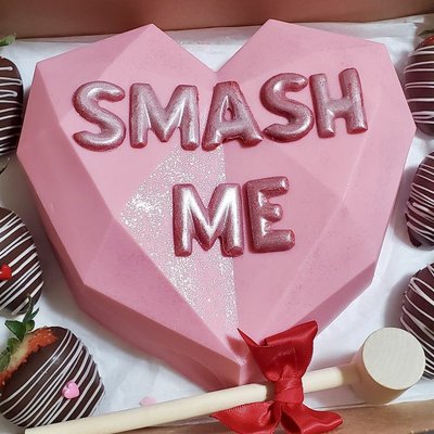 Breakable Heart + Four Strawberries 