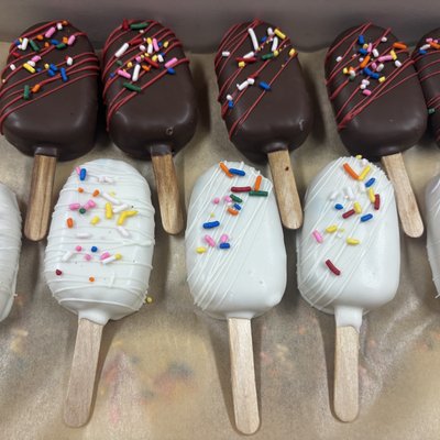 Cakesicles (12)