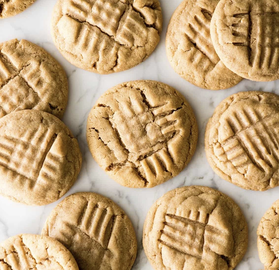 Peanut Butter Cookies (1 Dozen)