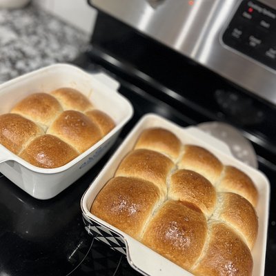 Sourdough Dinner Rolls - 9 ct