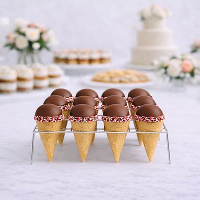 5 Dozens Custom Chocolat Covered Treats (60 Pieces)