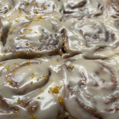 Sourdough Cinnamon Rolls - Speciality Flavor - 1/2 Dozen
