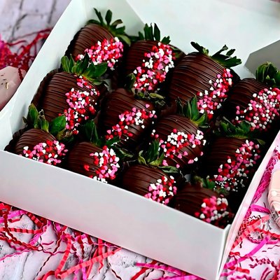 Valentines Chocolate Covered Strawberries 