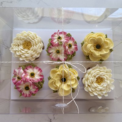 6 Cupcake Gift box 