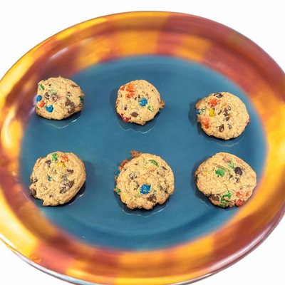 M&M Chocolate Chip Cookies 