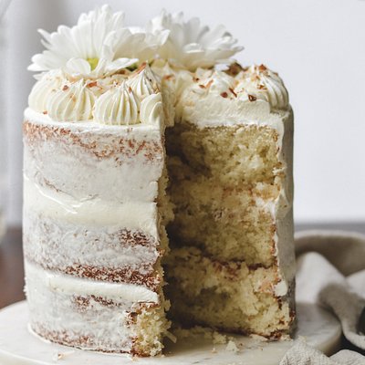 Triple Coconut Cake 